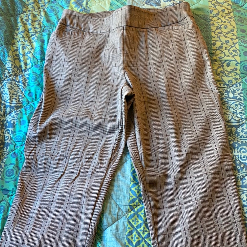 Dress pants/stretch. Worn once